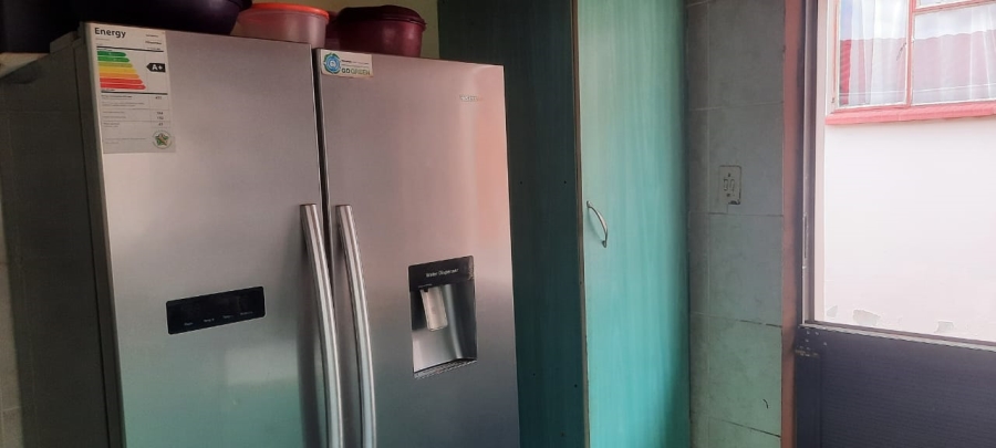 5 Bedroom Property for Sale in Mdantsane Eastern Cape